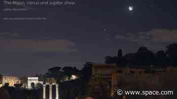 Watch the moon meet Venus and Jupiter in the sky on Wednesday with free livestream
