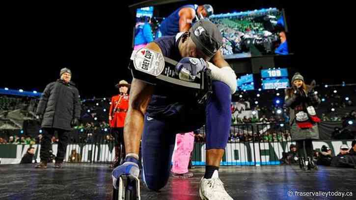 Veteran Canadian linebacker Muamba re-signs with Toronto Argonauts