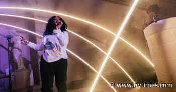 SZA Makes It Nine Weeks at No. 1, and Rihanna Returns to Top 10