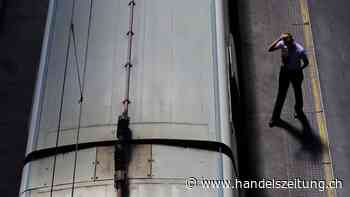 Falsch bestellt - zu grosse Züge stürzen spanischen Bahnchef