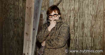 Iris DeMent Is Worried About the World. So She Made Another Album.