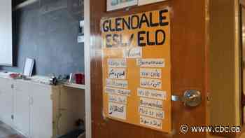 Stoney Creek high school gets title of 1st 'language friendly' secondary in North America