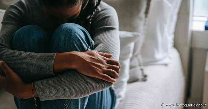 Cogliati Dezza, lo psichiatra condannato per violenza curò anche la sorella della vittima. Che morì suicida nel 2007