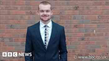 Police divers search Newbold Quarry for missing teen