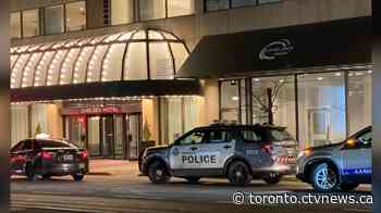 Suspect arrested after man stabbed at downtown Toronto hotel