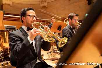 Akio Ogawa-Müller gastiert mit den Blechbläsern der Bundeswehr in Enger