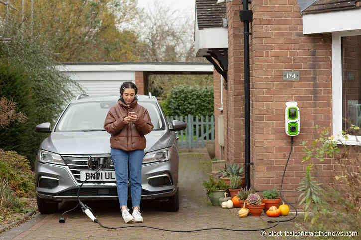EV drivers more likely to have solar panels on their homes