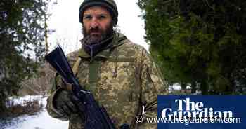 Ukraine's frontline: trench warfare, drones and defending a ghost town – video