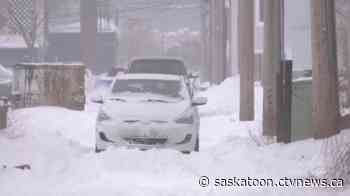 Saskatoon city council approves plan to borrow millions to cover snow removal cost