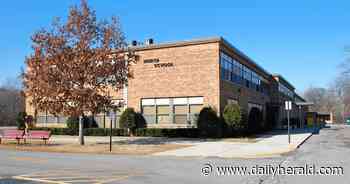 Police: Des Plaines teacher physically abused four students