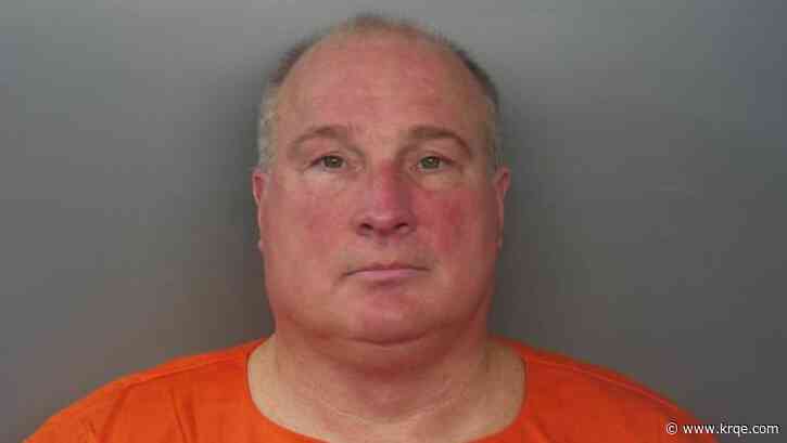 Former NFL player arrested after incident with son, son's boyfriend