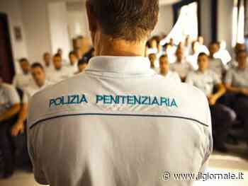 Trovano un telefono in cella e vengono aggrediti, due agenti in ospedale