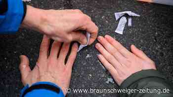 Hannover vereinbart mit Klimaaktivisten Stopp der Klebeproteste