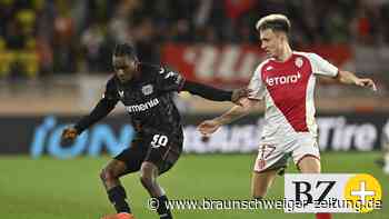 Im Elfmeterschießen: Leverkusen zieht ins Achtelfinale ein