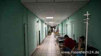 Verluste für Russland: Krankenwagen transportieren Soldaten ab – Offensiven verhindert