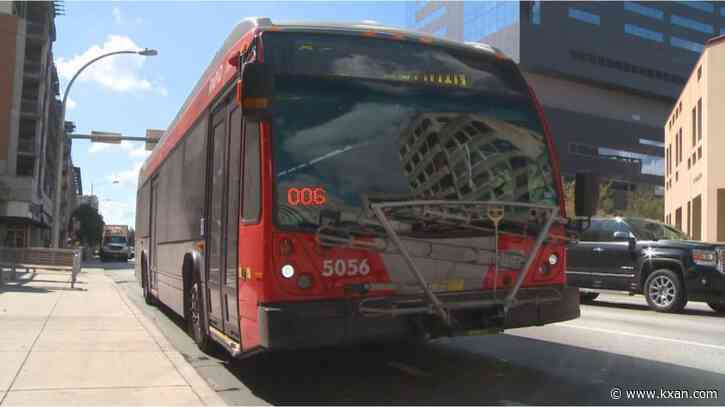 HBO's 'The Last of Us' depicts an old CapMetro bus. How accurate is the design?