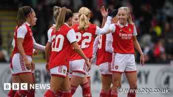 Arsenal Women's pay rises 30% but still behind men