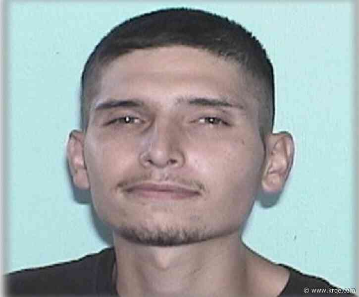 $1,000 reward for Santa Fe murder suspect