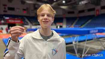 Team Alberta athletes bring 'lucky loonie' tradition to P.E.I.