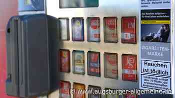 Aufgebrochener Zigarettenautomat im Feld in Göggingen entdeckt