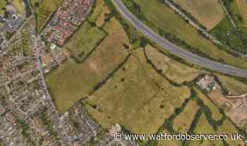 Plans for 310 homes near M1 on Harts Farm, Bushey, refused