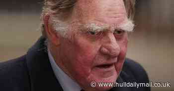 Sir Bernard Ingham, press secretary to Margaret Thatcher, dies aged 90