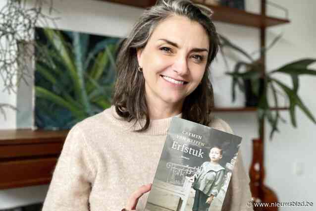 Carmen van Geffen maakt romandebuut over koloniaal verleden van haar eigen familie: “Ze zagen mijn grootvader als een bastaard én halfbloed”