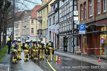 Gas-Alarm in Warburg: Wohnhaus in der Hauptstraße evakuiert