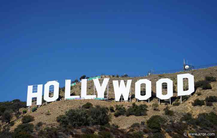 Man threatening to bomb Hollywood sign calls wrong police: report