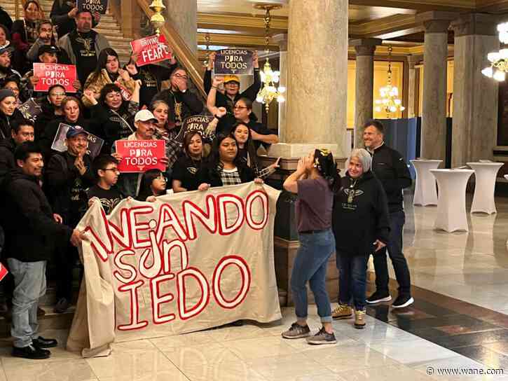 Indiana lawmakers discard immigrant driving cards proposal