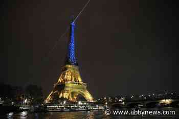 Ukraine’s leader defiant on anniversary of Russian invasion