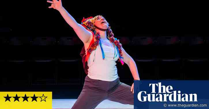 Katherina Radeva: 40/40 review – joyful dance in defiance of convention