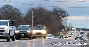 Elgin looking at ways to ease Route 20 traffic on city's west side