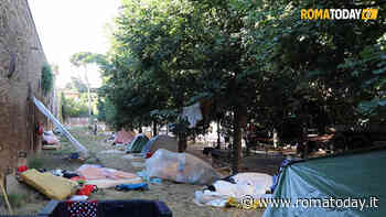 I migranti scappano dai centri della Prefettura: Roma diventa tendopoli a cielo aperto