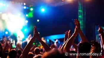 La veranda del ristorante diventa in discoteca abusiva: festa bloccata per 200 giovani