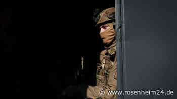 Ukraine-Krieg: Militärbefehlshaber besucht Bachmut – „Der Feind hört nicht auf“