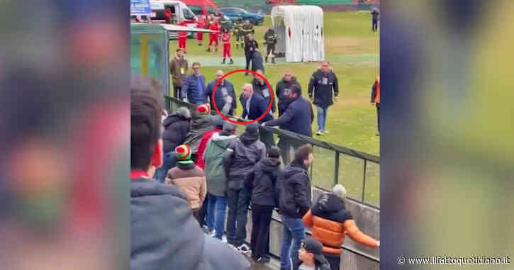 Ternana nel caos, il presidente Bandecchi sputa sui tifosi: il video delle tensioni a fine partita