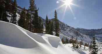Parks Canada warns of avalanche risk in Waterton Lakes, Alta.