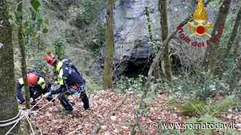 Due escursionisti cadono in un dirupo