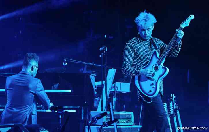 Watch Jack White shred ‘Taking Me Back’, ‘Fear Of The Dawn’ and ‘A Tip From You To Me’ on ‘Saturday Night Live’