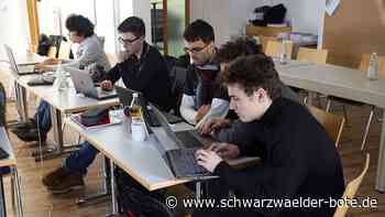 Training auf Burg Liebenzell: IT-Cracks startklar für Bundeswettbewerb