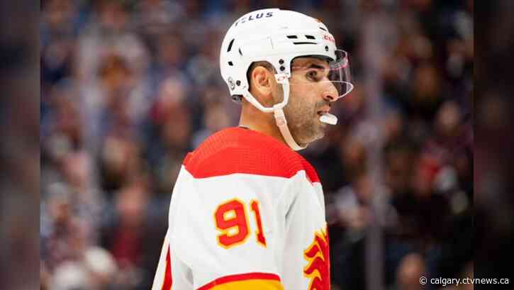 MacKinnon, Georgiev help Avalanche beat Flames, 4-1