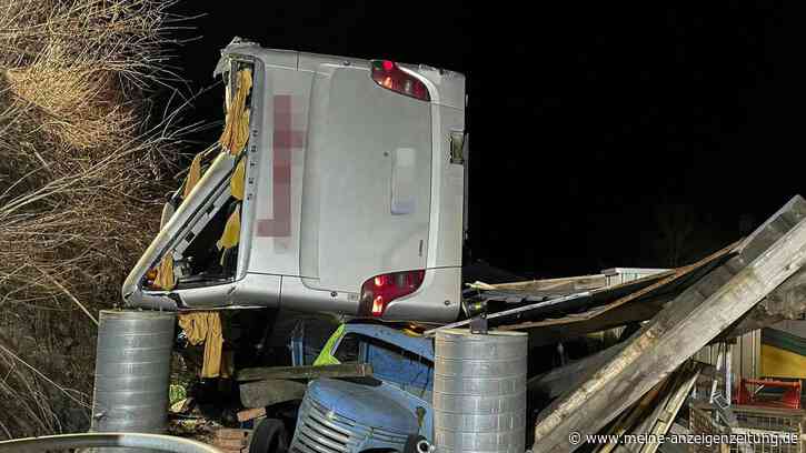 Busunglück bei Junggesellenabschied: Toter war der Bräutigam
