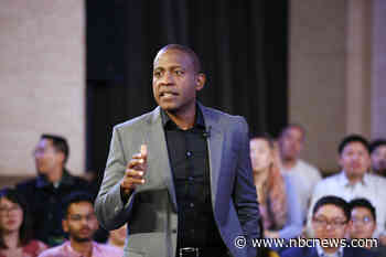 Ozy Media CEO Carlos Watson arrested on fraud charges