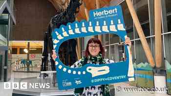 Dippy the dinosaur draws 10,000 visitors in first week in Coventry