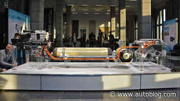 BMW open to making a hydrogen-electric, New Class-based model