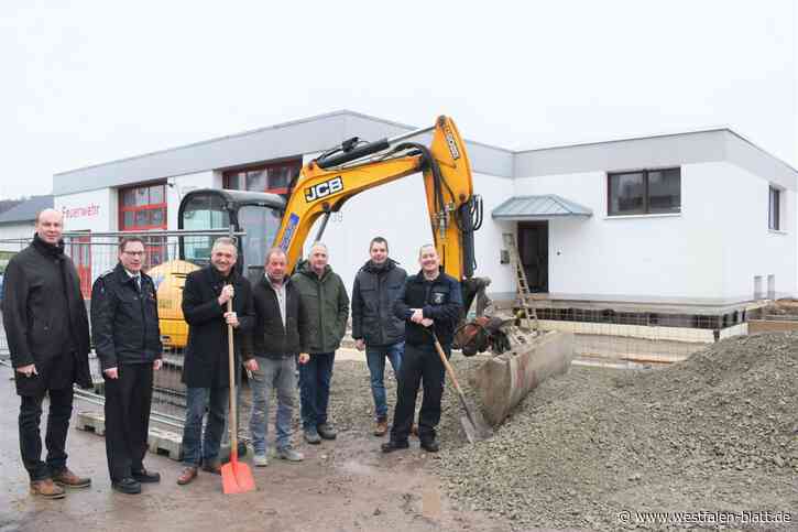 Feuerwehrgerätehaus in Neuenheerse wird umgebaut und erweitert