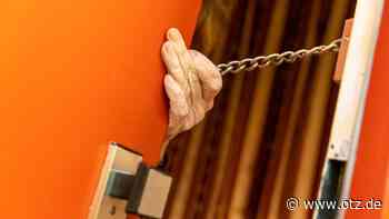 Ungebetener Gast will nicht gehen - Frau bettelt in Jena um Bargeld