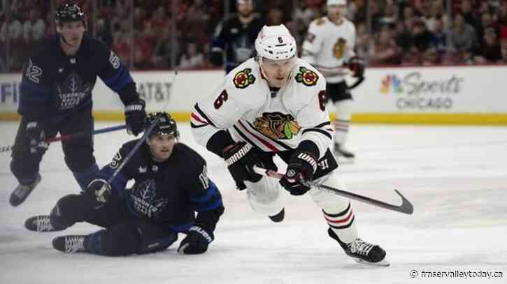 Leafs acquire defenceman McCabe, forward Lafferty from Blackhawks