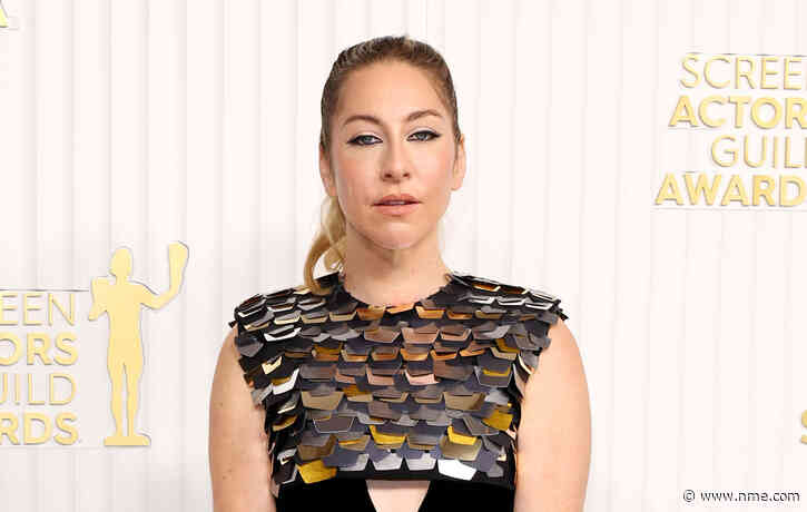 Este Haim became “director of fun” for ‘The White Lotus’ season two